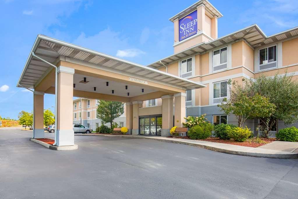 Sleep Inn & Suites Dunmore Exterior foto