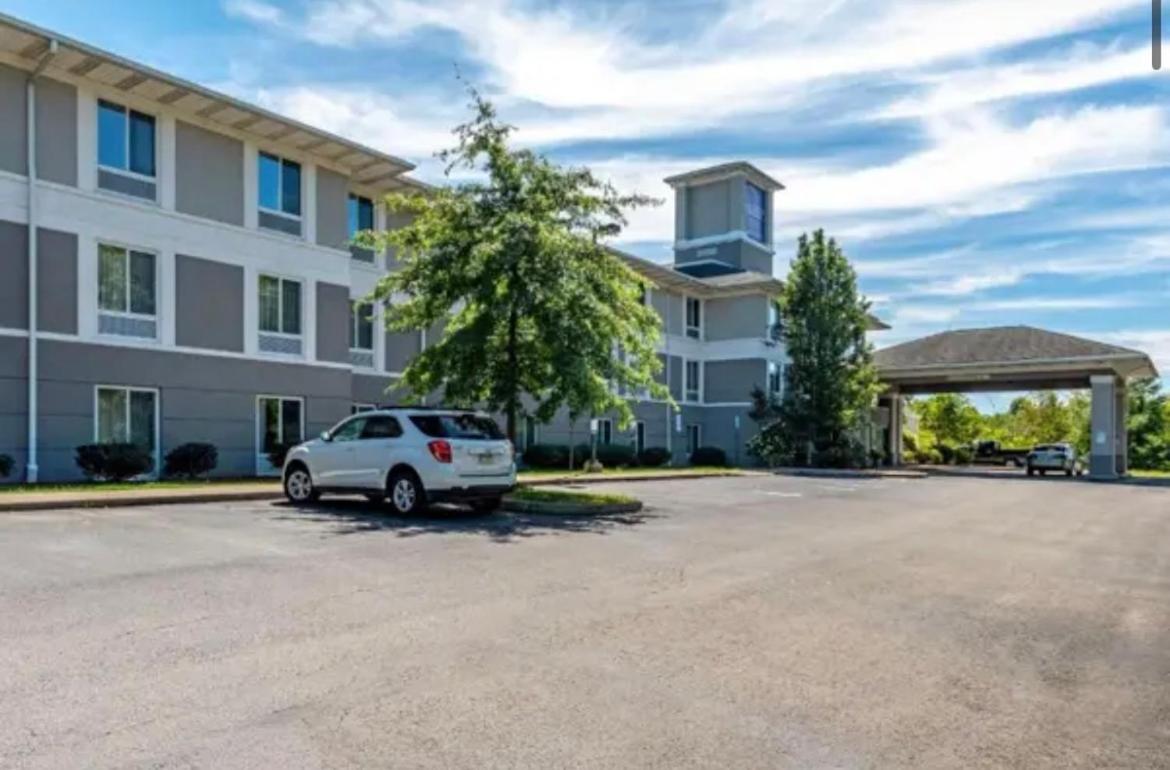 Sleep Inn & Suites Dunmore Exterior foto